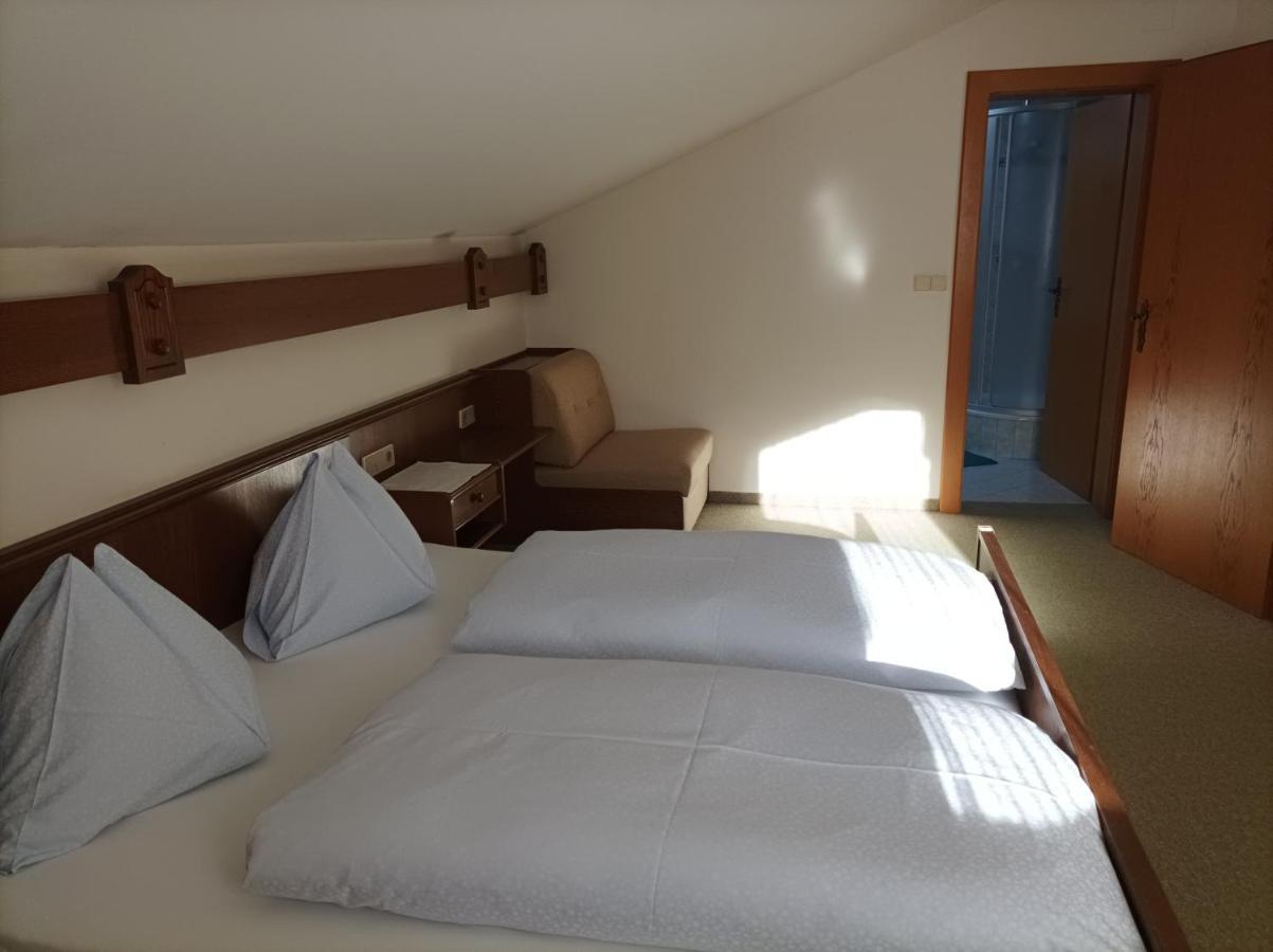 באד קליניקירשהיים Fruehstueckspension-Appartementhaus Wasserer מראה חיצוני תמונה