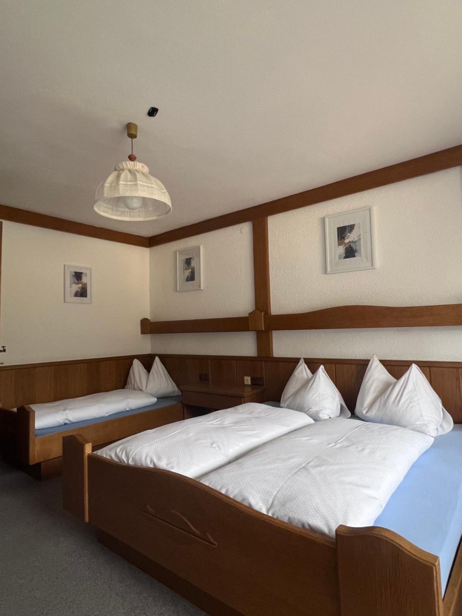 באד קליניקירשהיים Fruehstueckspension-Appartementhaus Wasserer מראה חיצוני תמונה
