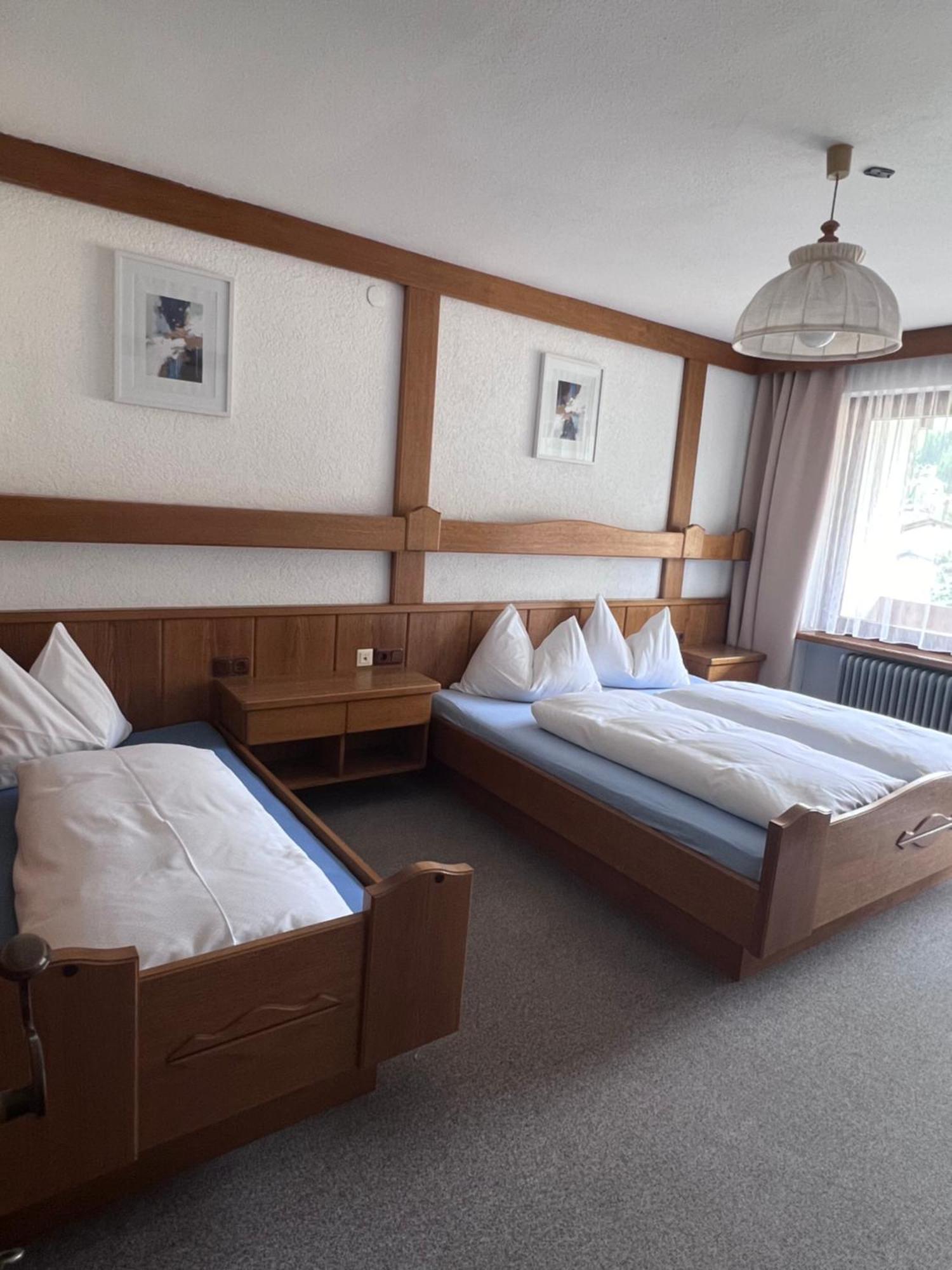 באד קליניקירשהיים Fruehstueckspension-Appartementhaus Wasserer מראה חיצוני תמונה